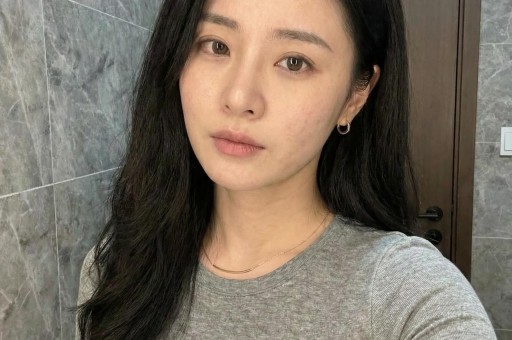 原创八卦爆料：每一条八卦都不是空穴来风吃瓜不信瓜雷同纯属巧合