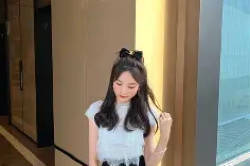 一手好牌打稀碎 三料影后马苏 被黑人驮肩 帮闺蜜撒谎 终究自断前程