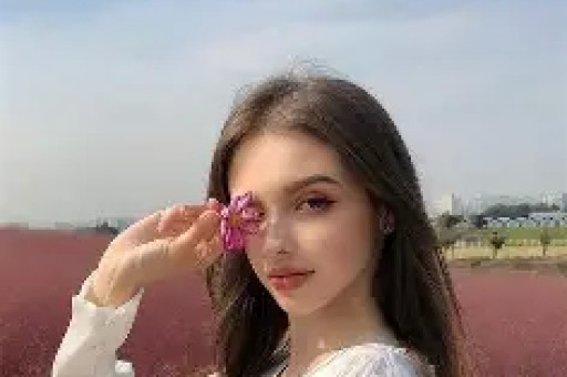 一天3个瓜！女星被大佬操控、顶流恋情曝光杨颖被牵连 个个大瓜