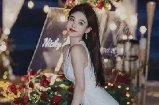 两位明星人设接连崩塌！起因都是“卖二手”处理方式大不同！